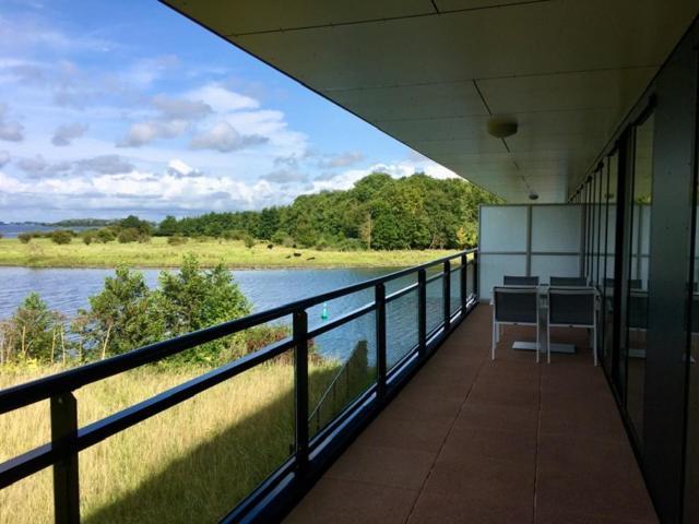 Appartement Aan Jachthaven Met Zicht Op Veerse Meer อาร์เนอโมเดน ภายนอก รูปภาพ